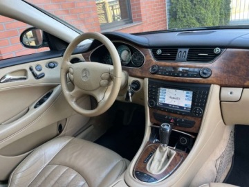 Mercedes CLS W219 Coupe 5.0 V8 (500) 306KM 2005 Mercedes-Benz CLS 5.0 benzyna 306 KM automat zarej w PL zadbany mozliw, zdjęcie 5