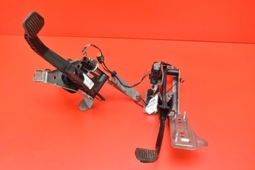 PEDAŁ PEDAŁY SPRZĘGŁO HAMULEC FORD FOCUS MK2 08R
