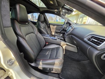 Maserati Ghibli III Sedan 3.0 V6 410KM 2018 MASERATI GHIBLI S V6 3,0l benzyna Twin Turbo 410KM Przebieg: 33,947km, zdjęcie 35