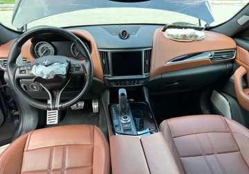 Maserati Levante 3.0 GDI V6 430KM 2023 Maserati Levante 3.0B 430KM 2023r. Modena S Q4 auto zarejestrowane i ubezp, zdjęcie 13