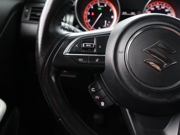 Suzuki Swift VI Hatchback Facelifting 1.2 DualJet SHVS 83KM 2021 Suzuki Swift 1.2, Salon Polska, VAT 23%, Klima, zdjęcie 15