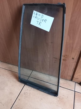 SKLO (OKNO) DVEŘE TOYOTA LAND CRUISER FJ62 ZADNÍ PRAVÁ