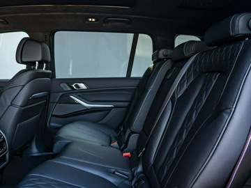 BMW X7 SUV Facelifting 3.0 40d 352KM 2025 BMW X7 xDrive40d - Dostępny od ręki!, zdjęcie 16