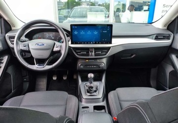 Ford Focus IV Hatchback Facelifting 1.0 EcoBoost 125KM 2022 Ford Focus Ford Focus 1.0 EcoBoost Titanium Benzyna 125KM, zdjęcie 4