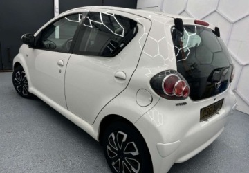 Toyota Aygo I 2013 Toyota Aygo 1.0 benzyna 1 wlasciciel 100 bezwypadkowy Benzyna 70KM, zdjęcie 13