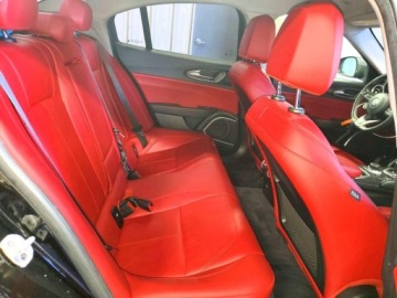 Alfa Romeo Giulia II Sedan Facelifting 2.0 Turbo 280KM 2020 Alfa Romeo Giulia 2020 2.0l 2.0 Benzyna 280KM, zdjęcie 10