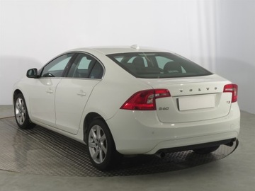 Volvo S60 II Sedan Facelifting 1.6 T3 150KM 2015 Volvo S60 T3, Salon Polska, VAT 23%, Skóra, Klima, zdjęcie 3