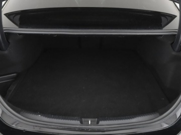 Mercedes Klasa C W206 Limuzyna Plug-in 2.0 300e 313KM 2021 Mercedes C 300 PHEV full LED skóra/alcantara, zdjęcie 19