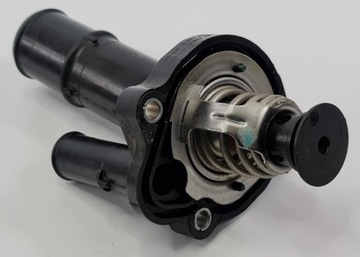 OBUDOWA TERMOSTATU FORD MUSTANG VI 2.3 FR3E-BA