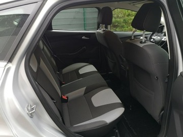 Ford Focus III Hatchback 5d 1.0 EcoBoost 125KM 2012 Ford Focus 1.0 12v 125KM Klimatr Navi ALU Isofix, zdjęcie 19