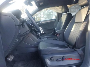 Volkswagen Tiguan II 2022 Volkswagen Tiguan 2022 r., 2,0L R-LINE 2.0 Benzyna 184KM, zdjęcie 8