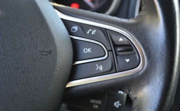 Renault Megane IV Hatchback 5d 1.2 Energy TCe 100KM 2017 Renault Megane Renault Megane ENERGY TCe 100 INTENS 1.2 Benzyna 100KM, zdjęcie 30