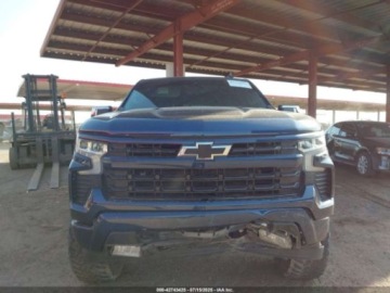 Chevrolet Silverado II 2022 Chevrolet Silverado 1500 Short Bed Rst 2022 5.3l 5.3 Benzyna 355KM, zdjęcie 7