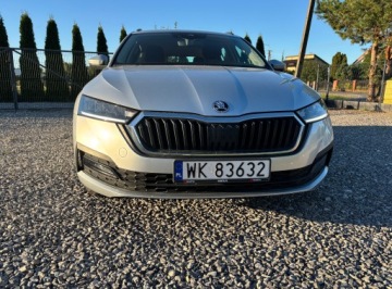 Skoda Octavia IV Kombi 2.0 TDI 115KM 2022 Skoda Octavia 2,0 TDI 115 KM, zdjęcie 2