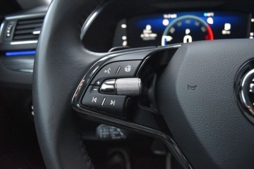 Skoda Superb III Kombi Facelifting 2.0 TSI 190KM 2021 Skoda Superb SalonPL Combi Style TSI 190KM DSG7 ACC Pakiety Matrix Alcanta, zdjęcie 13