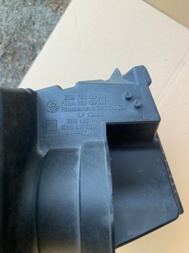 7E0129601 7E129607 POUZDRO FILTRU VZDUCHU VW T6 T5 ORIGINÁLNÍ