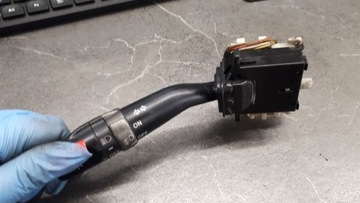 17A089B PŘEPÍNAČ SVĚTEL MAZDA 6