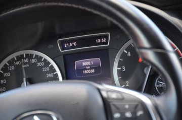 Infiniti Q30 1.6T 122KM 2016 JAK NOWE 1.6B SERWIS NAVI GRZ.FOTELE LED KAMERA 360C SKÓRA+ALCANTARA GWAR, zdjęcie 29