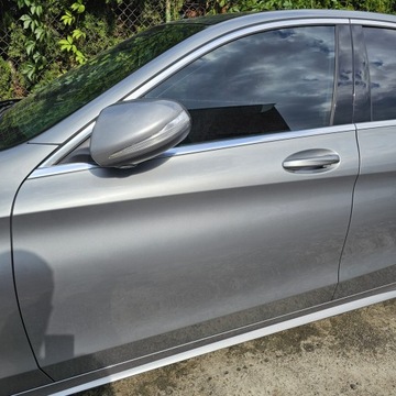 DVEŘE KOMPLETNÍ LEVÝ PŘEDNÍ MERCEDES TŘÍDA C W205 AMG 792
