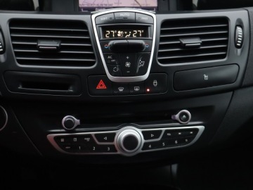 Renault Laguna III Grandtour Phase II 2.0 dCi 150KM 2012 Renault Laguna 2.0 dCi, Salon Polska, Navi, Xenon, zdjęcie 15