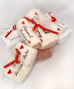 Большое махровое банное полотенце 70х140 с вышитым именем в подарок.