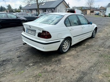 BMW Seria 3 E46 Sedan 2.5 325iX 192KM 2003 BMW 325 2.5 192km 03r Automat 4x4, zdjęcie 3