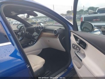 Mercedes GLC C254/X254 2023 Mercedes-Benz GLC 2023r, 300, 4matic, 2.0L 2.0 Benzyna 255KM, zdjęcie 8