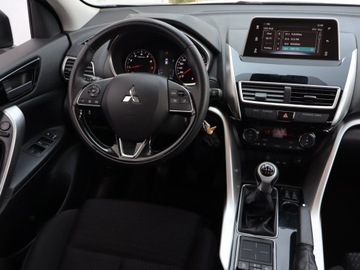 Mitsubishi Eclipse Cross SUV 1.5 T 163KM 2019 Mitsubishi Eclipse Cross 1.5 T-MIVEC, zdjęcie 6