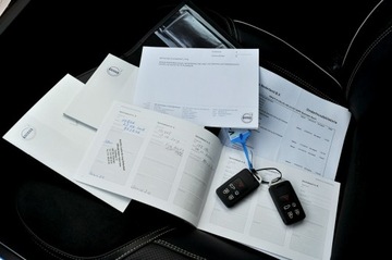 Volvo V40 II Hatchback 2.0 D2 DRIVE-E 120KM 2015 Volvo V40 R-Design Xenon Ledy Digital Alcantara, zdjęcie 39