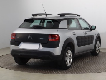 Citroen C4 Cactus Crossover 1.2 PureTech 82KM 2016 Citroen C4 Cactus 1.2 PureTech, Salon Polska, zdjęcie 4