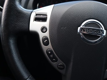 Nissan Qashqai I Crossover Facelifting  1.6 117KM 2012 Nissan Qashqai 1.6, Salon Polska, Klima, zdjęcie 18