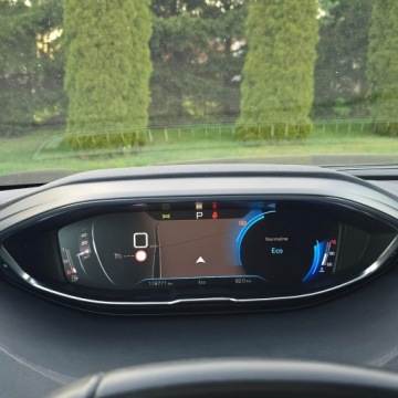 Peugeot 5008 II Crossover Facelifting 1.2 PureTech 130KM 2021 Peugeot 5008 II 1.2 Benzyna 130KM 7 foteli, Serwis, zdjęcie 30