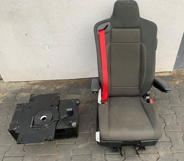 RENAULT T RANGE GAMA FOTEL OBROTOWY PASAŻERA 18R