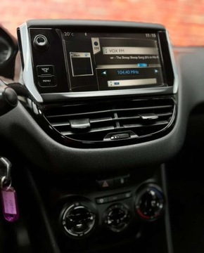 Peugeot 208 I Hatchback 3d 1.2 VTI 82KM 2013 Peugeot 208 Czujniki Kamera niski przebieg Gwarancja w cenie WarszawaVLAV, zdjęcie 19