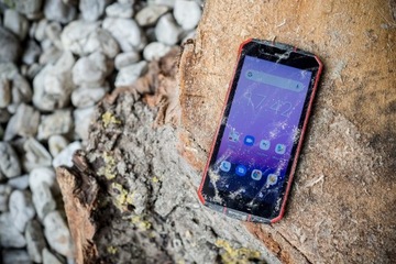 Бронированный смартфон Maxcom MS507 NFC And10 IP68