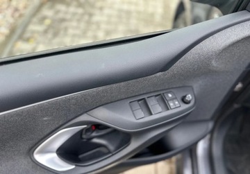 Toyota 2020 Toyota Yaris 1.5Hybryda 93KM 2020r. Salon Polska F-Vat 23 1.5 Hybryda, zdjęcie 12