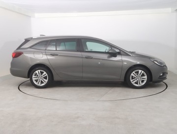 Opel Astra K Sports Tourer 1.6 CDTI 110KM 2017 Opel Astra 1.6 CDTI, Navi, Klima, Tempomat, zdjęcie 5