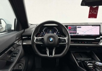 BMW Seria 5 G90-91 Touring 2.0 520d 197KM 2024 BMW Seria 5 I wlasciciel M Pro 360 Hak Gwarancja Bezwypadkowy FVAT23, zdjęcie 32