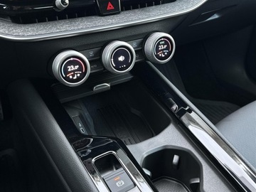 Skoda Superb IV Kombi 2.0 TDI 193KM 2024 Skoda Superb 2.0TDI 193KM 4X4 Selection DSG l Akty, zdjęcie 19