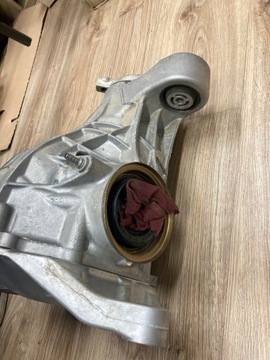 MERCEDES GLE W167 DIFER ZADNÍ NÁPRAVA A1663510400