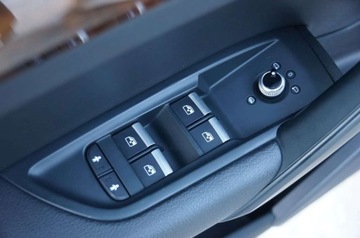 Audi Q5 II SUV 2.0 TDI 190KM 2017 Audi Q5 2.0 TDI CR 190 KM 4x4, Virtual, Navi, Kamera, Full LED, Hak, GWARA, zdjęcie 28