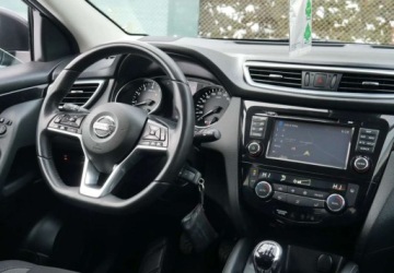 Nissan Qashqai II Crossover Facelifting 1.6 DiG-T 163KM 2018 Nissan Qashqai Nissan Qashqai 1.6 DIG-T Acenta 1.6 Benzyna 163KM, zdjęcie 24