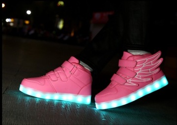 Children's sports shoes CHAO LED luminous shoes.