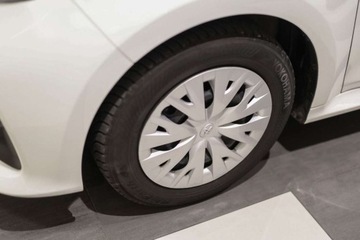 Toyota 2022 Toyota Yaris 1.0 Active Benzyna 72KM, zdjęcie 19