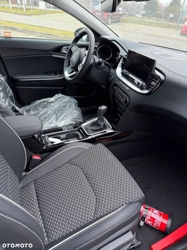 Kia Ceed III Kombi Facelifting 1.5 T-GDI 140KM 2025 Kia Ceed Kia Ceed 1.5 T-GDI Tribute 1.5 Benzyna 140KM, zdjęcie 9