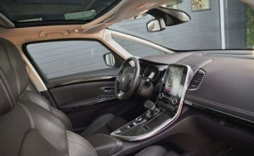 Renault Espace V Van 1.6 Energy TCe 200KM 2015 Renault Espace Renault Espace 1.6 dCi Energy Initiale Paris EDC 1.6 Benzyna, zdjęcie 21