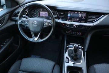 Opel Insignia II Sports Tourer 2.0 CDTI 170KM 2018 Opel Insignia 2.0 CDTI, 167 KM, Navi, Klima, zdjęcie 6