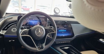 Mercedes Klasa E W214 2025 Mercedes-Benz Klasa E Salon Polska Aut 9G 4x4 5L radary 2.0 Diesel 195KM, zdjęcie 7