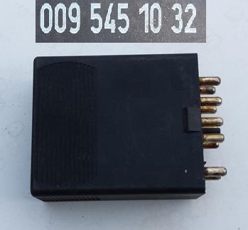 PRZEKAŹNIK STEROWNIK MERCEDES 124 W124 0095451032