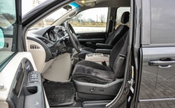 Dodge Caravan V Grand Caravan Facelifting 3.6 VVT 283KM 2014 Dodge Grand Caravan 3,6 (283KM) LPG Automat Lift 2014 r. 3.6 BenzynaLPG, zdjęcie 6